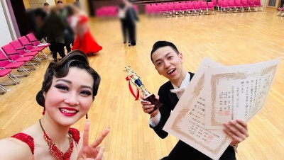 渡邉雄介・黒木愛莉組、B級ボールルームにて優勝！